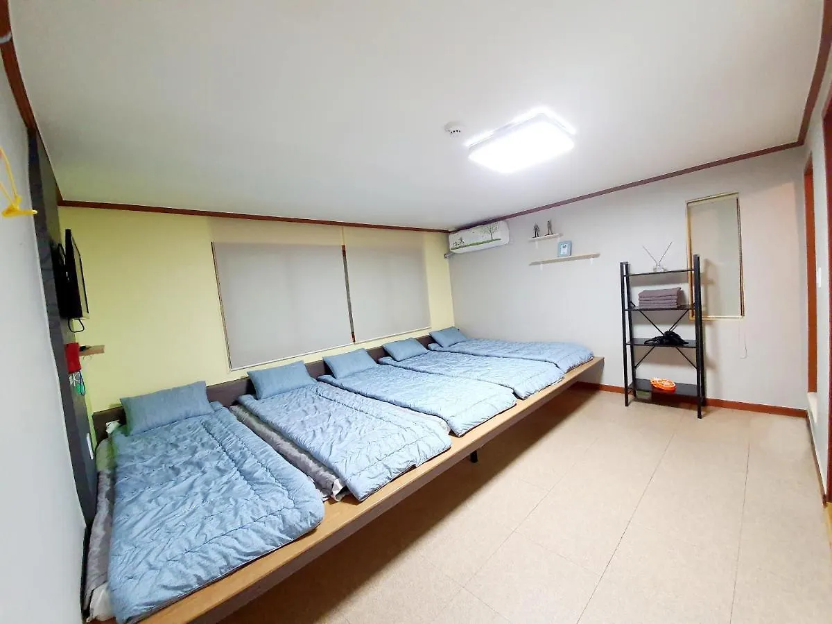 Twin Panda Guesthouse Seoul 0*,