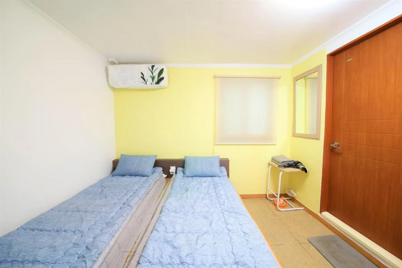 Guest house Twin Panda Guesthouse Seoul