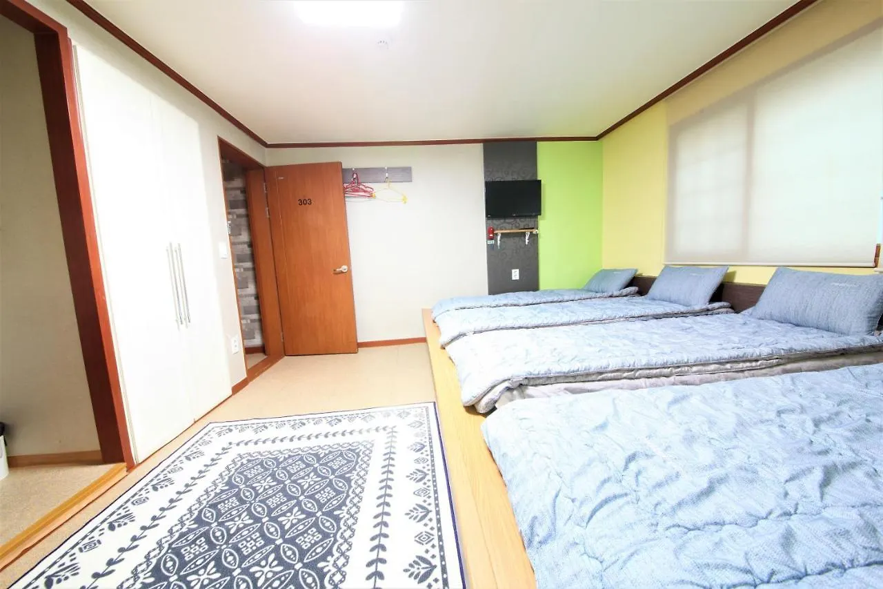 Twin Panda Guesthouse Seoul Guest house